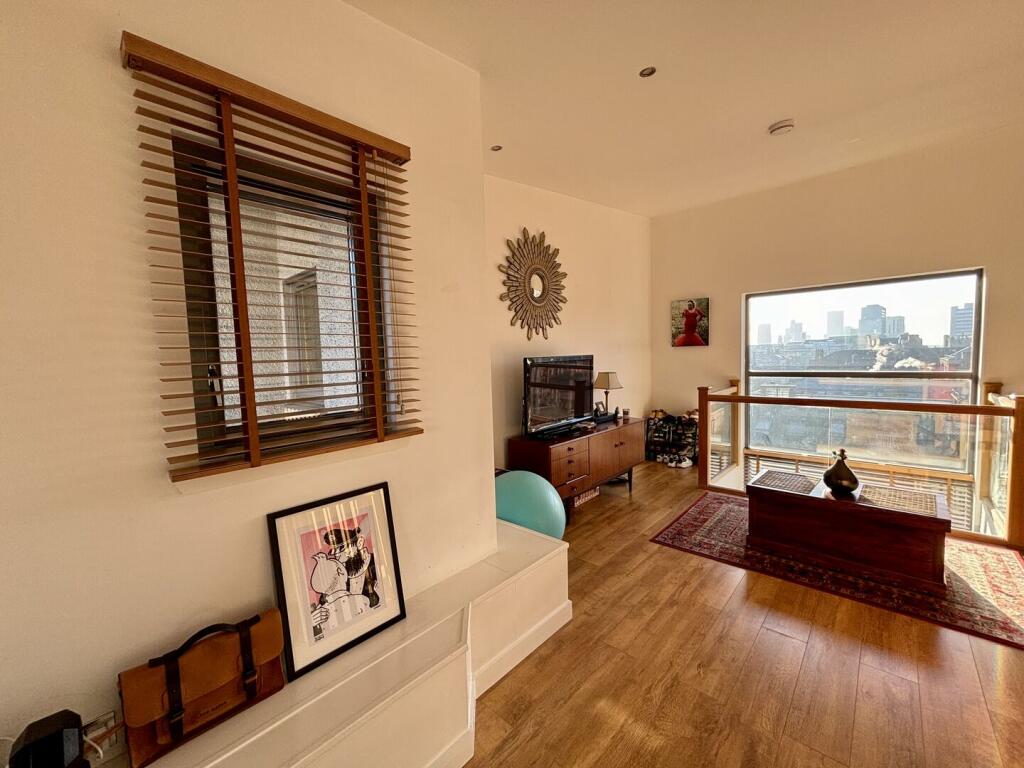 Living Area (2)