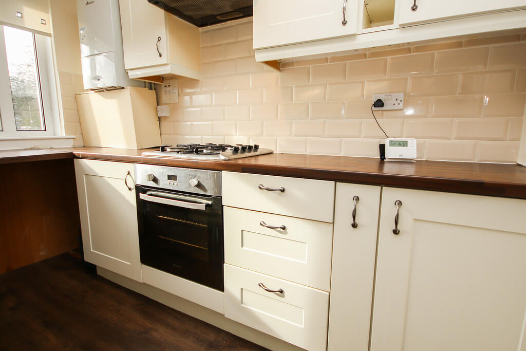 108 Spottiswood -...