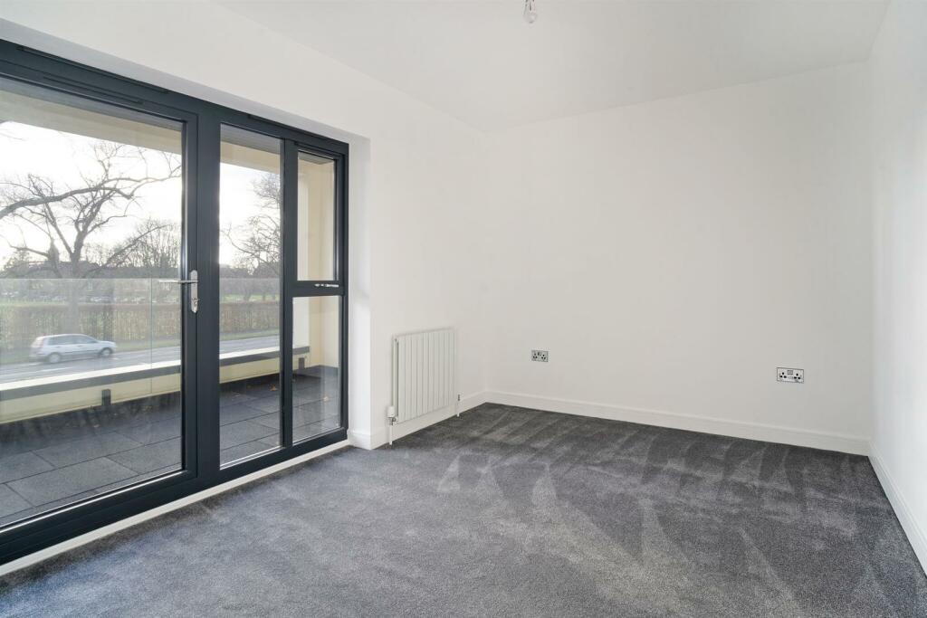 61633-88B Lansdown Road Cheltenham - (15)_low.jpg