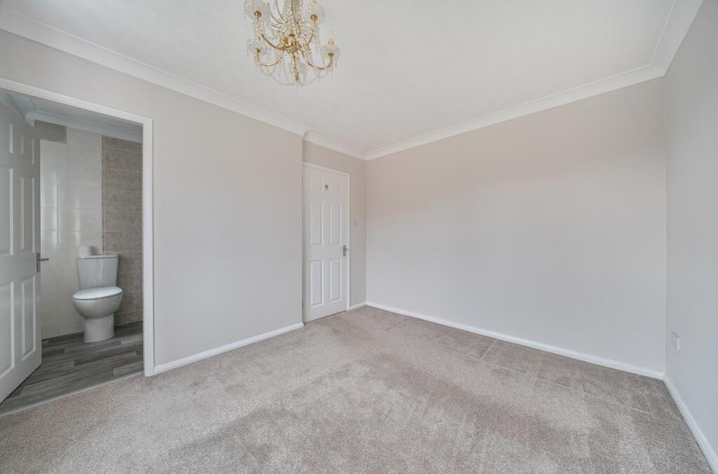 1372042-7-68f7a38a45e3a