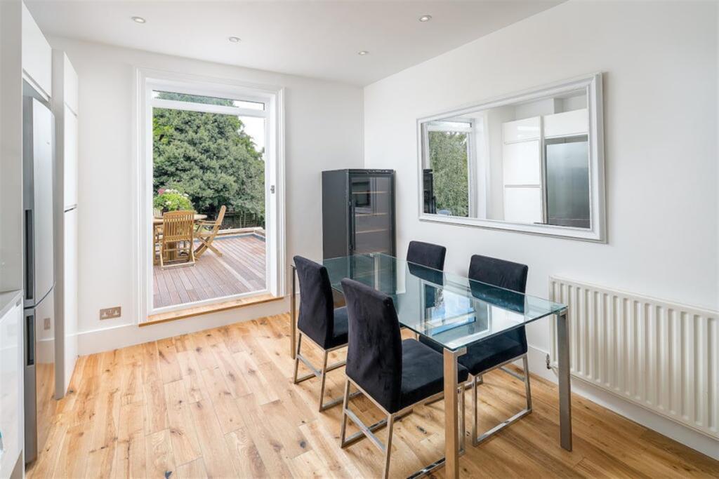Dining+Area