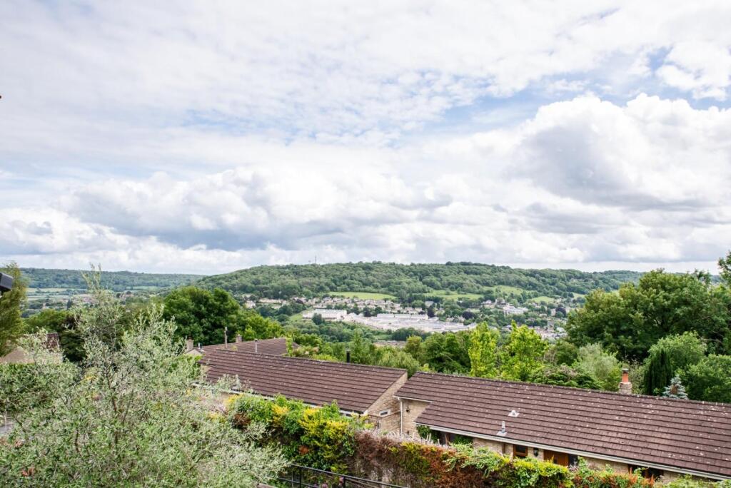 5 Claremont Walk, Bath, BA1 6HB-11.jpg