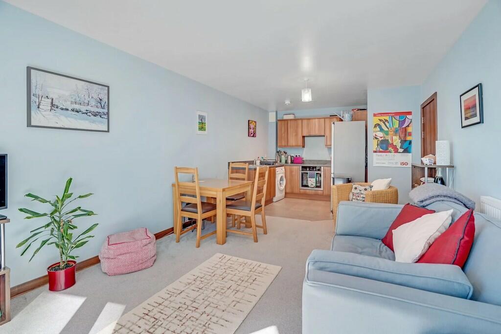 Front Room &amp; ...