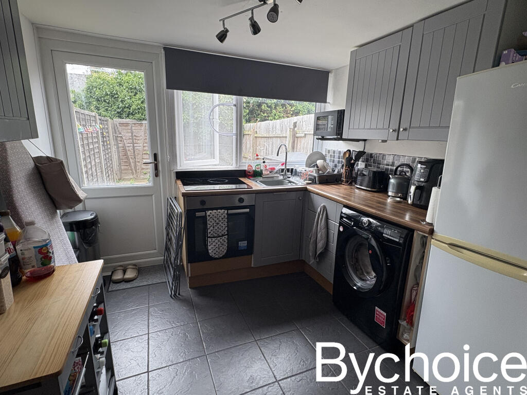 24 Duddery road kitchen .jpeg