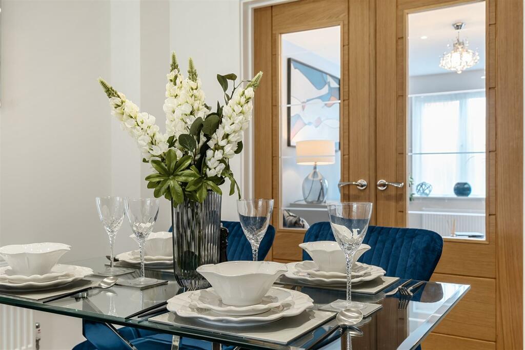 Highgrove for sale at St Stephens Park  - diner