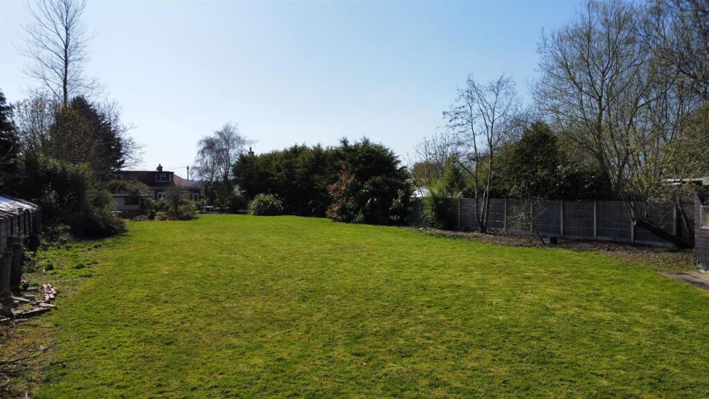 New Lane Rear Garden