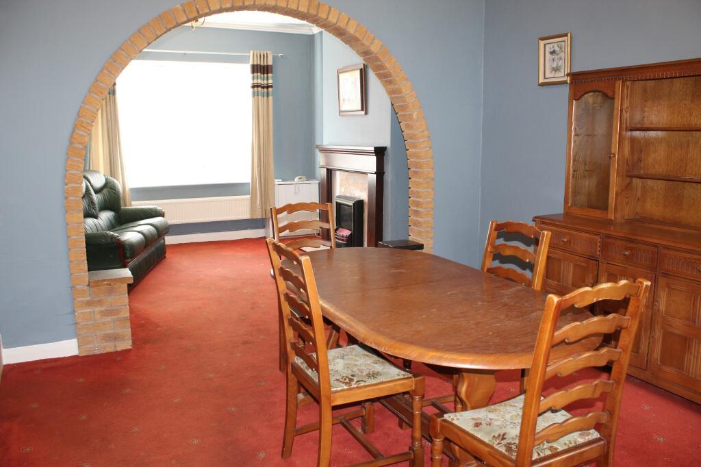 Lounge / Dining room