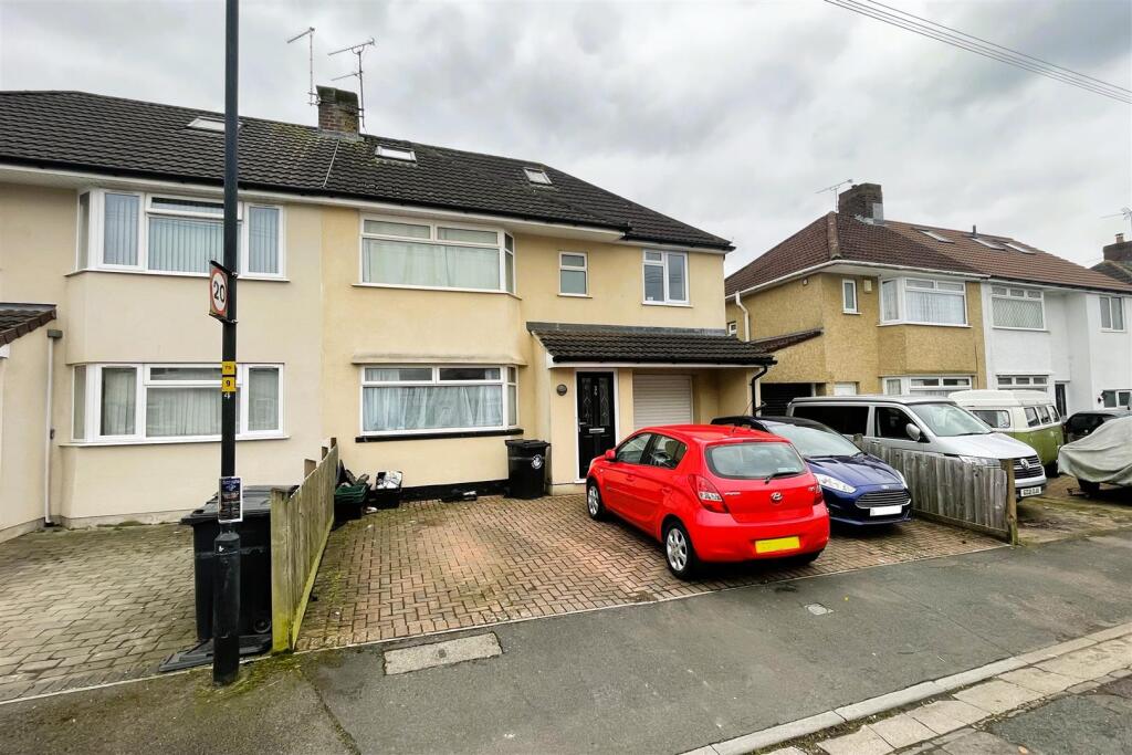 30 Dryleaze Road, Frenchay, Bristol BS16 1HL | Fre