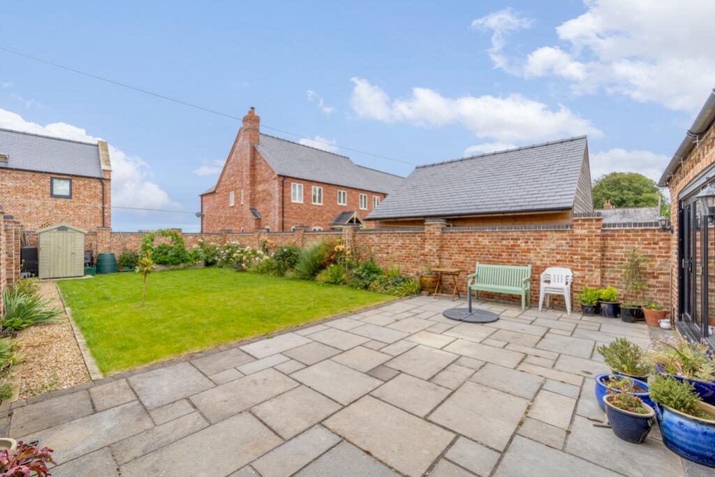 255a Broadgate (Sutton St Edmund)-8