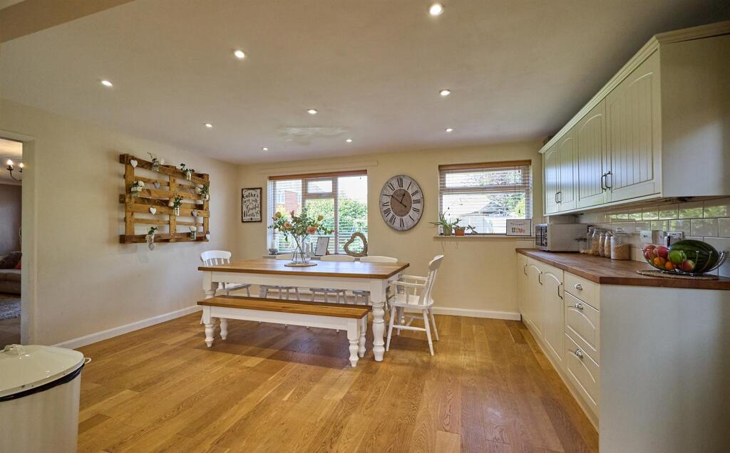 Open Plan Dining Kitchen
