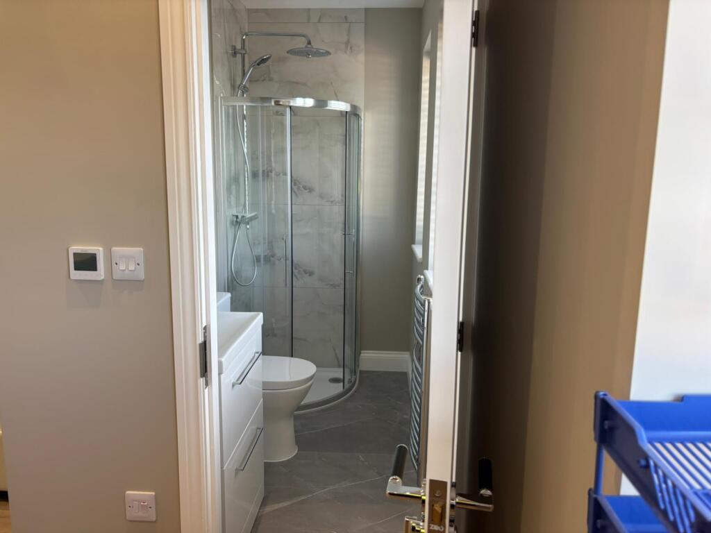 bowes-rd-n11-1ah-982735