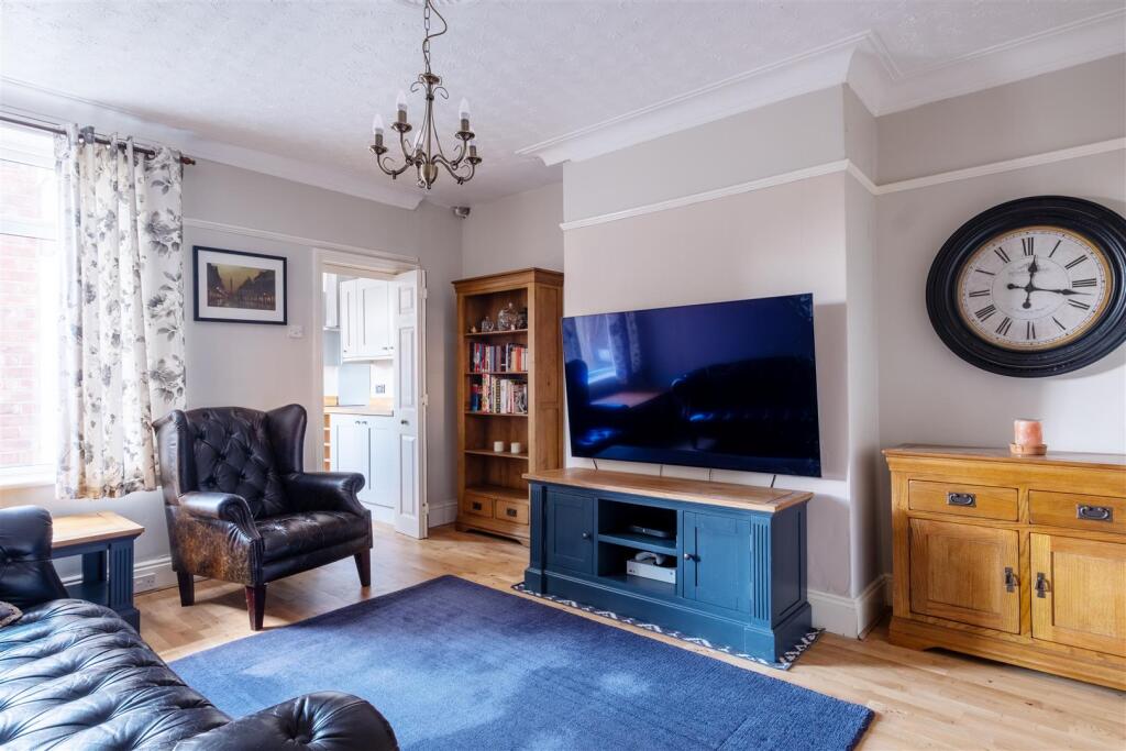 42 Redcar Road-8.jpg