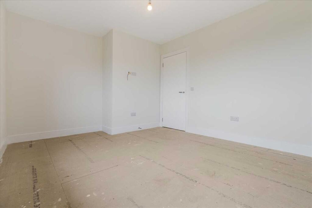 Bedroom Three (3)