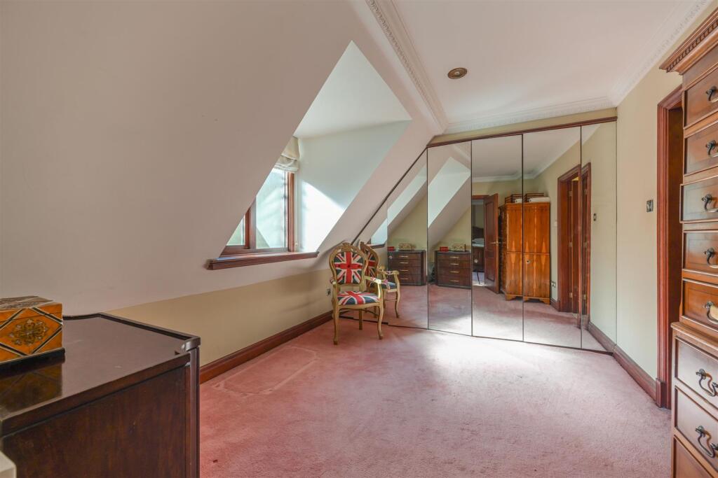 Court Manor (10 of 60).jpg