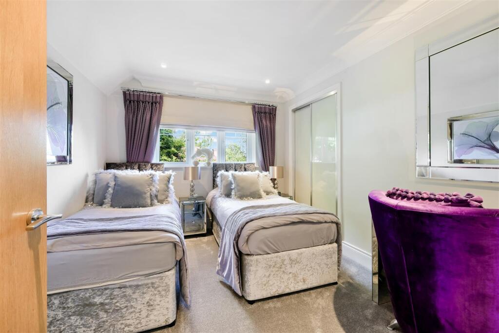 KENMORE CLOSE, 1-12.jpg