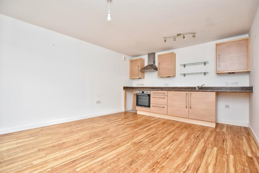 Lounge/ Kitchen