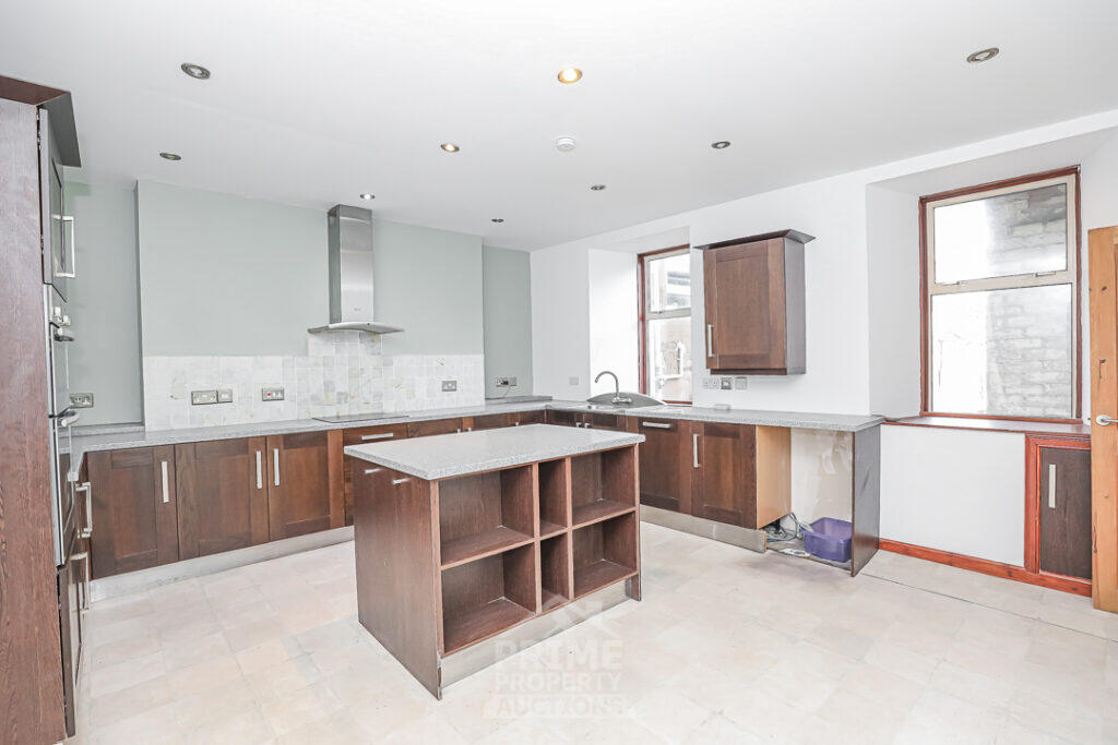 155 High Street, Montrose, DD10 8QN