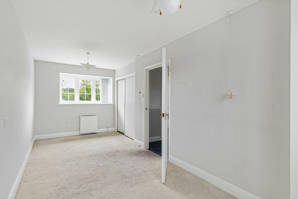Bedroom (2)