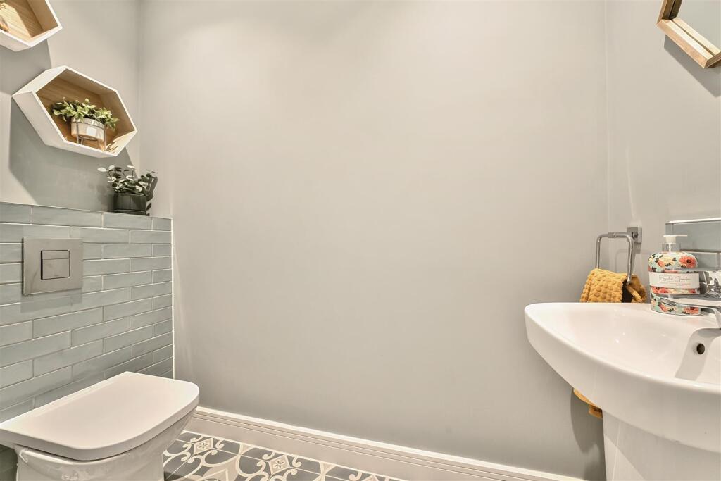 DOWNSTAIRS WC