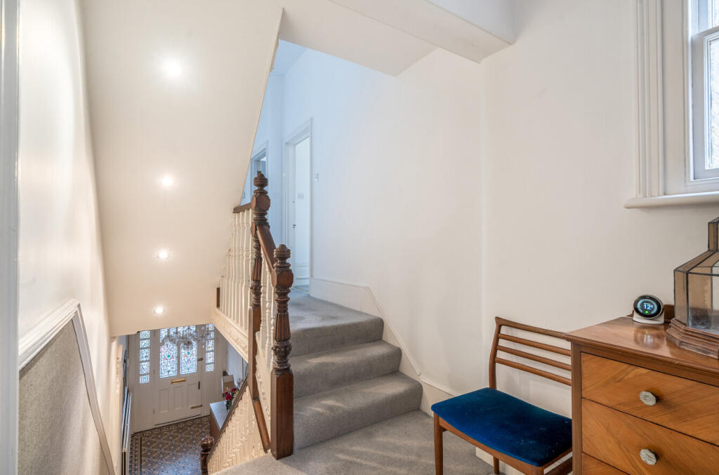 1360665-49-68f0e3...