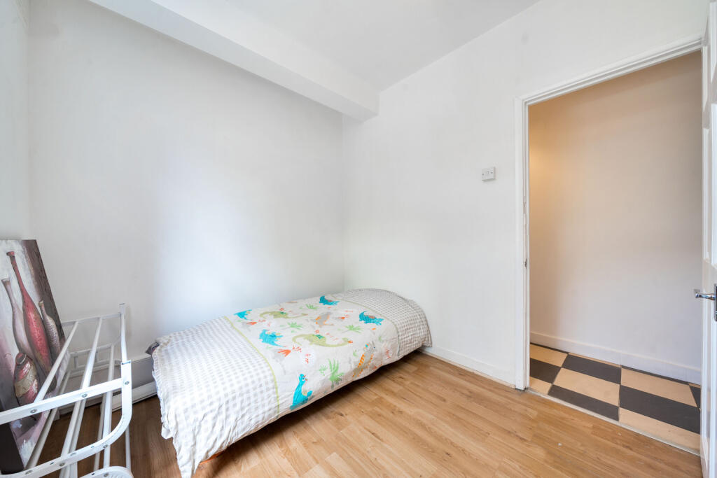 1300835-12-683705...