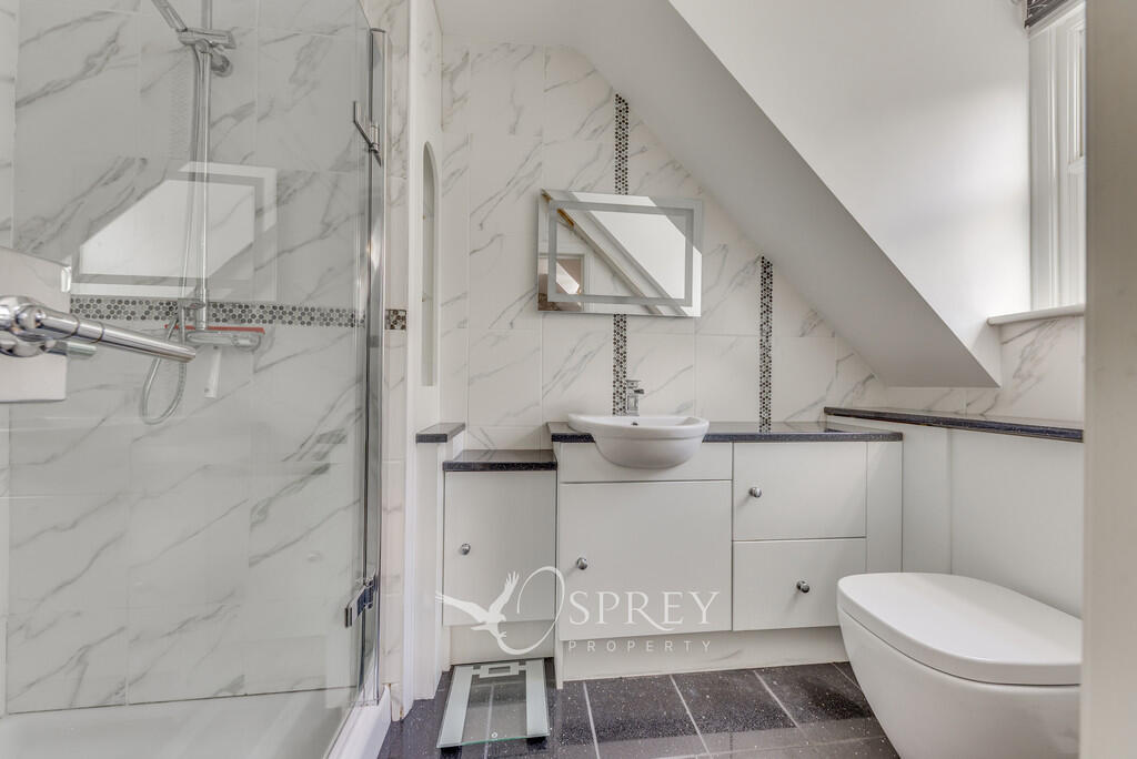 En-Suite to Bedro...