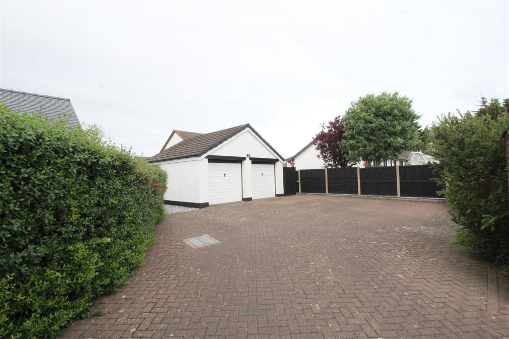 Fieldway, 4 Driveway and Garages.JPG