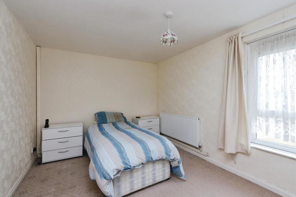 BEDROOM NO.1