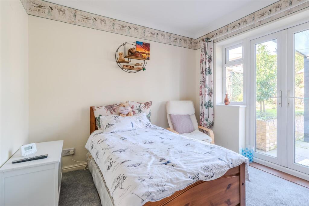 Bedroom 2.jpg