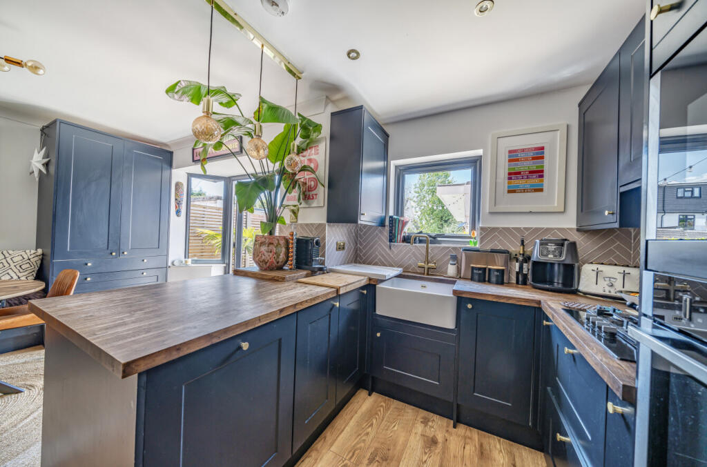 13-681f4a686df56-...