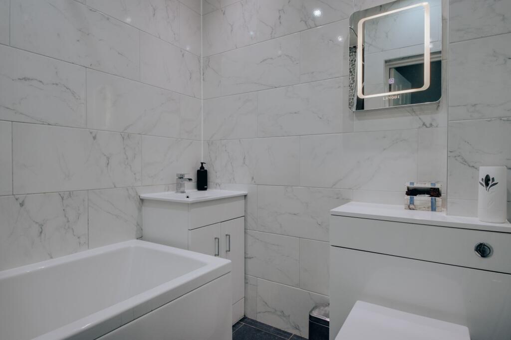 Ground floor family bathroom