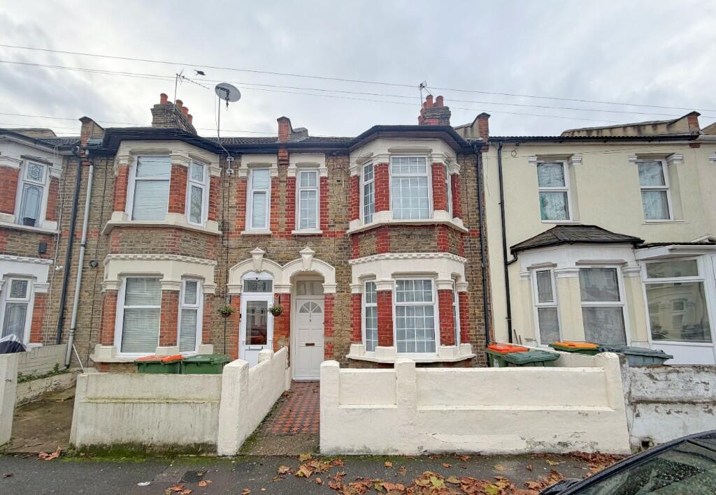 Strone Road, London, E12