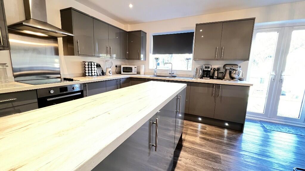 Fitted Kitchen/Diner
