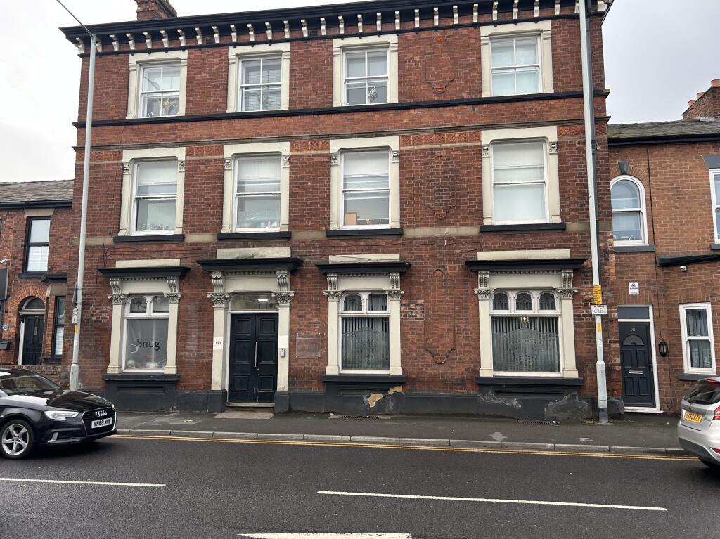 Apartment   The Florist, Shaw Heath