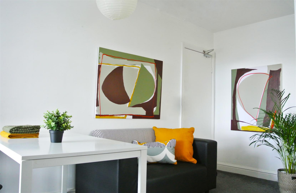 Lounge (2).png