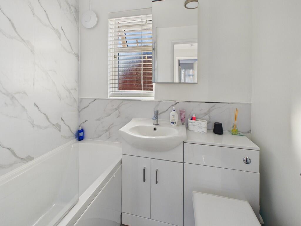 CAM05068G0-PR0062...