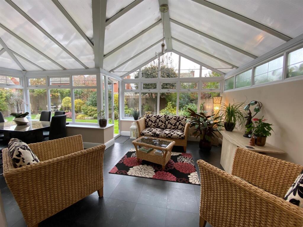 Garden Room.jpg