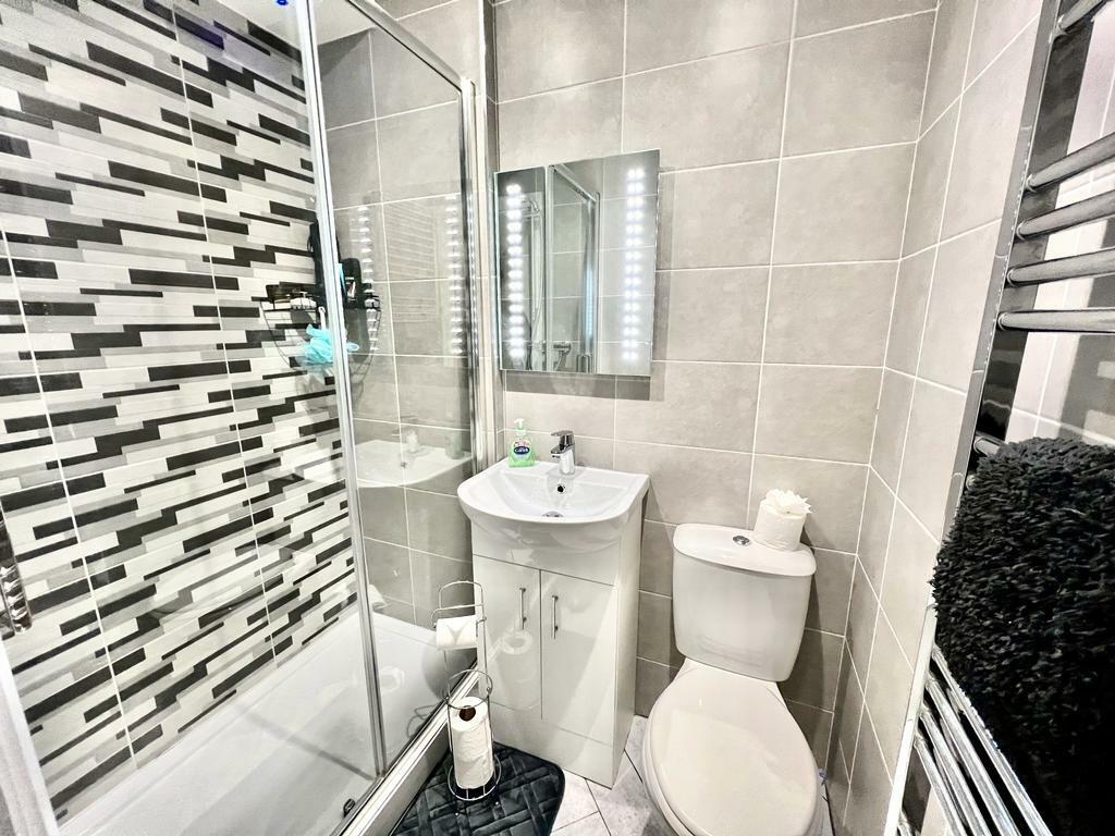 PHOTO-2023-11-30-13-37-18 (18).jpg