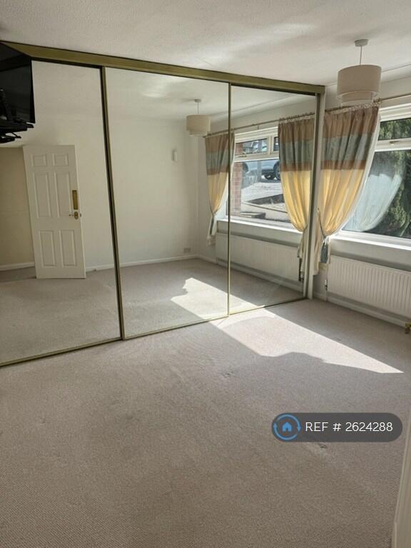 Fitted Wardrobes