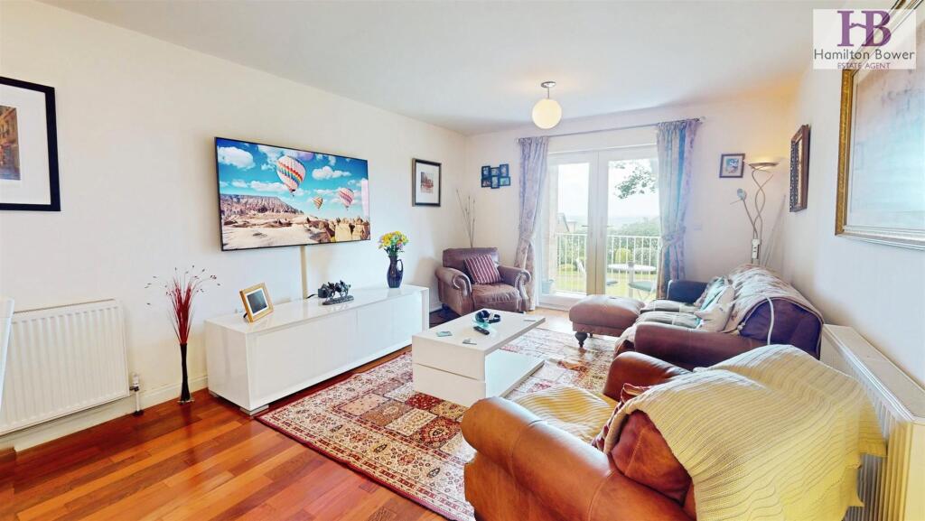 8f21e7ab-18-Heywood-Court-06032025_153317.jpg