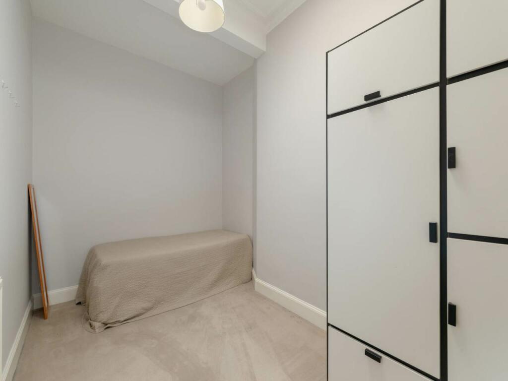 71884_NorthBankStree