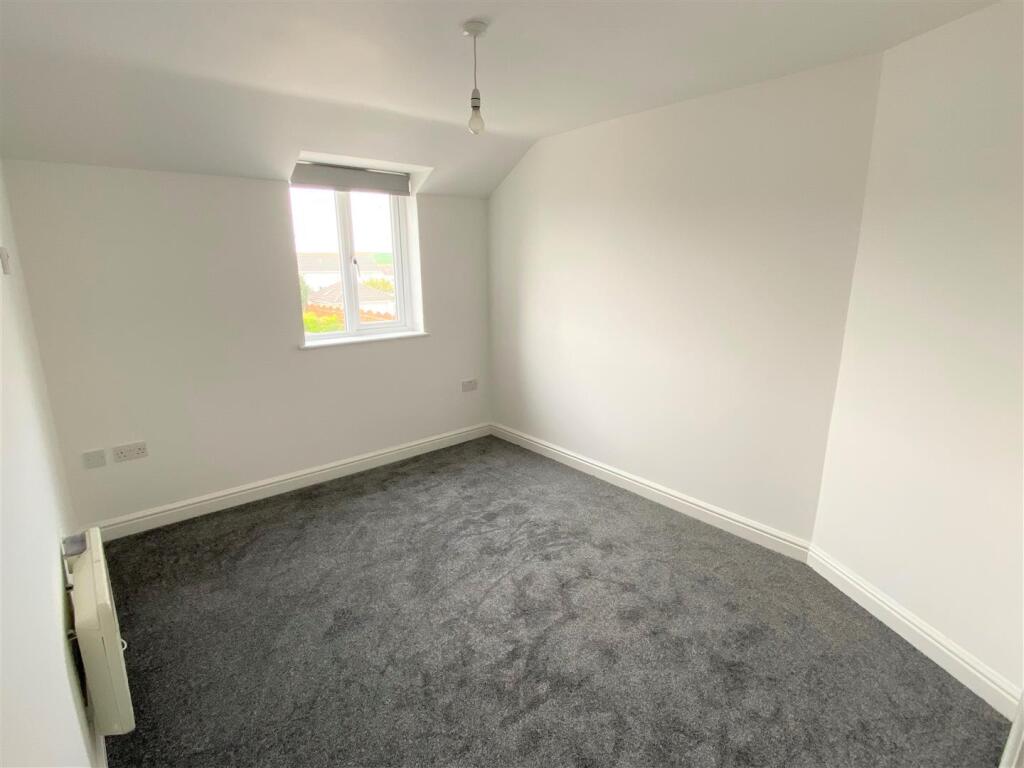 5 Whickham Court Bedroom 2