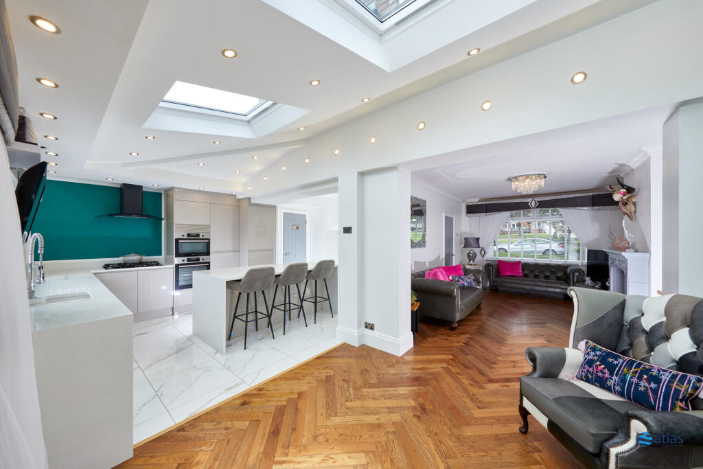 Living Area / Kitchen