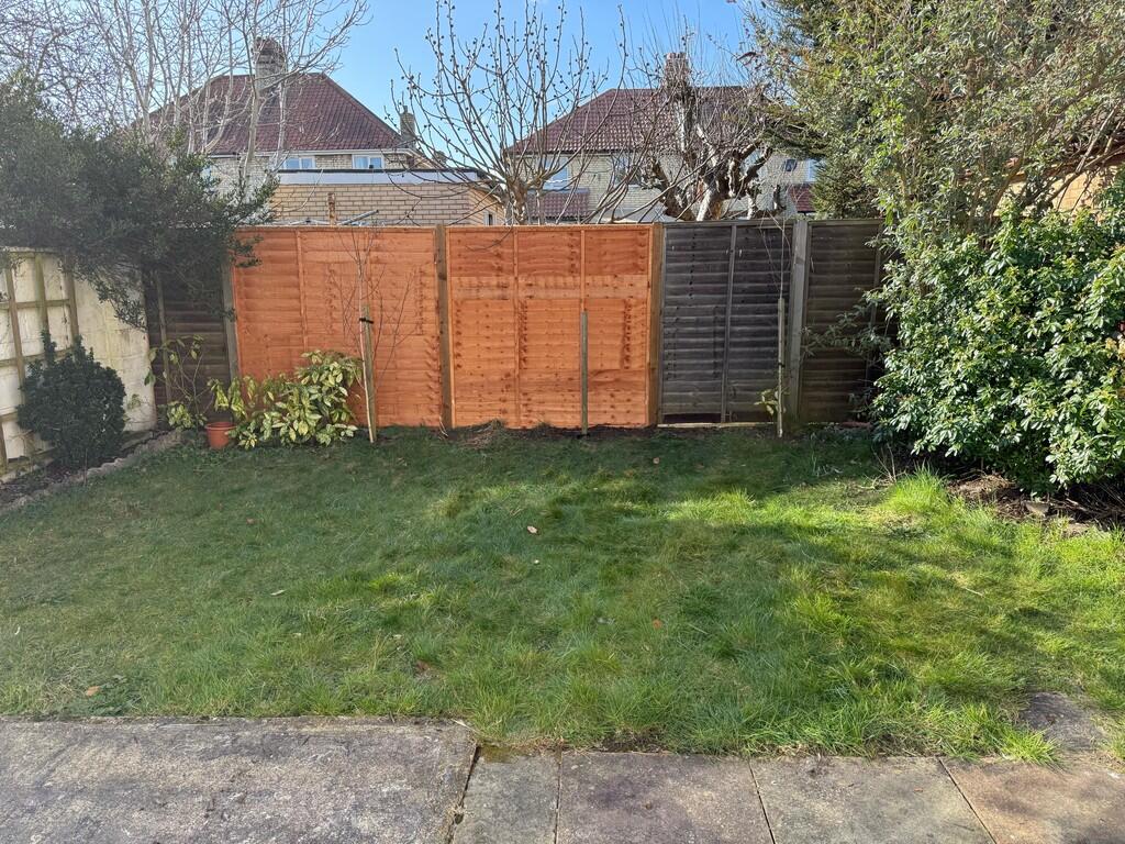 rear garden new f...
