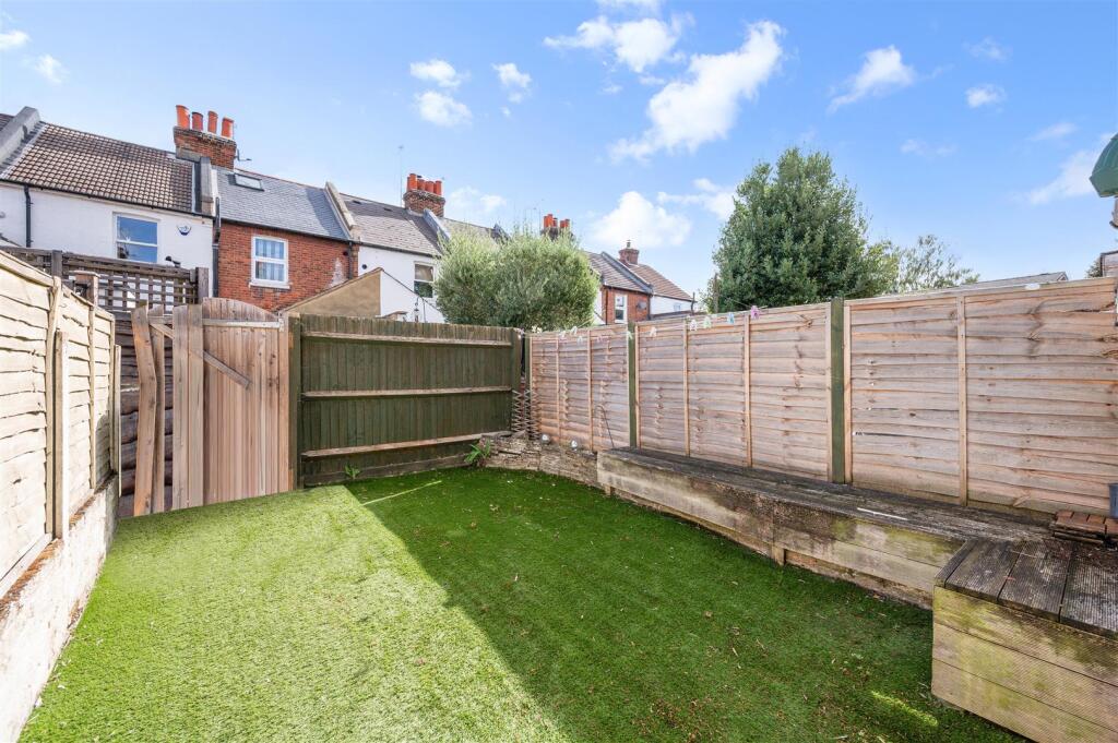 BEACONSFIELD PLACE  (14).jpg