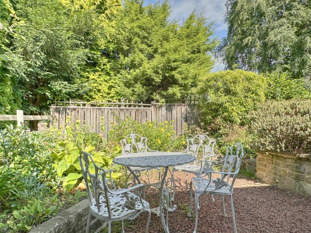 GARDEN OUTSIDE OF BEDROOM