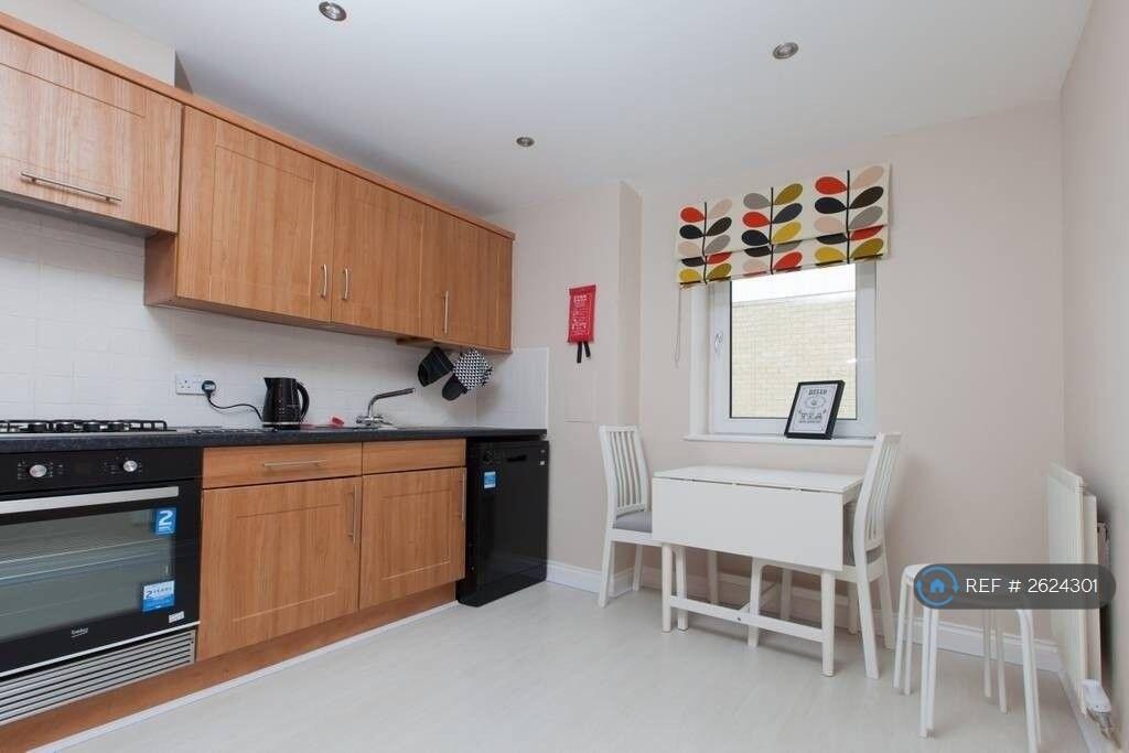 Kitchen 1
