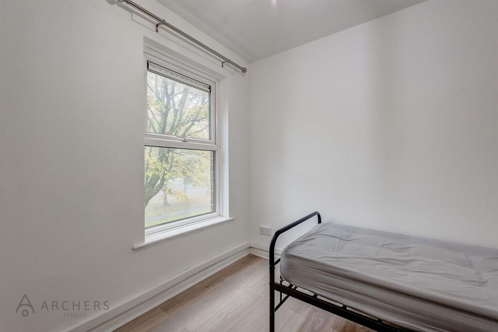 109WestminsterAvenue(Interior)(18of21).jpg