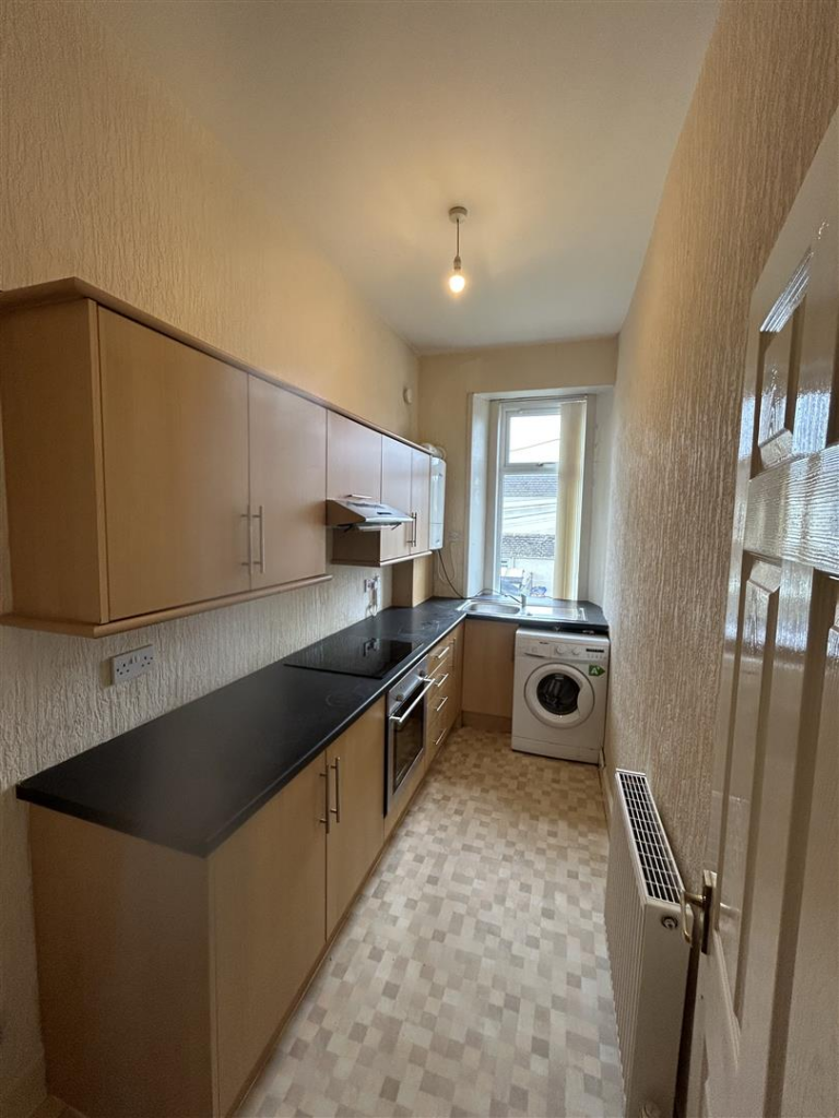 35 1R Springvale Street Kitchen.png