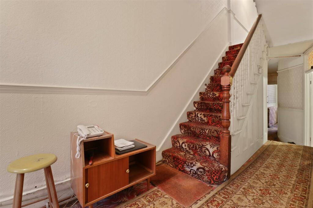 03-cb8f78921 AM 25 Clifford Gardens, Kensal Rise, 